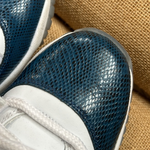 Jordans boys 7 - Picture 4 of 5